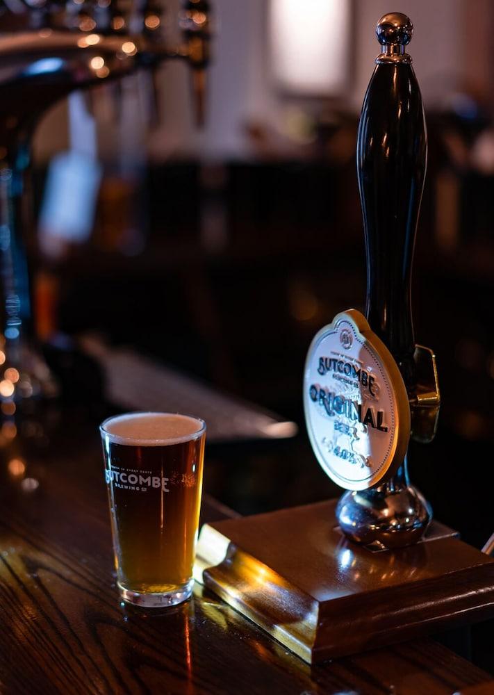 White Hart Inn Wells Bagian luar foto