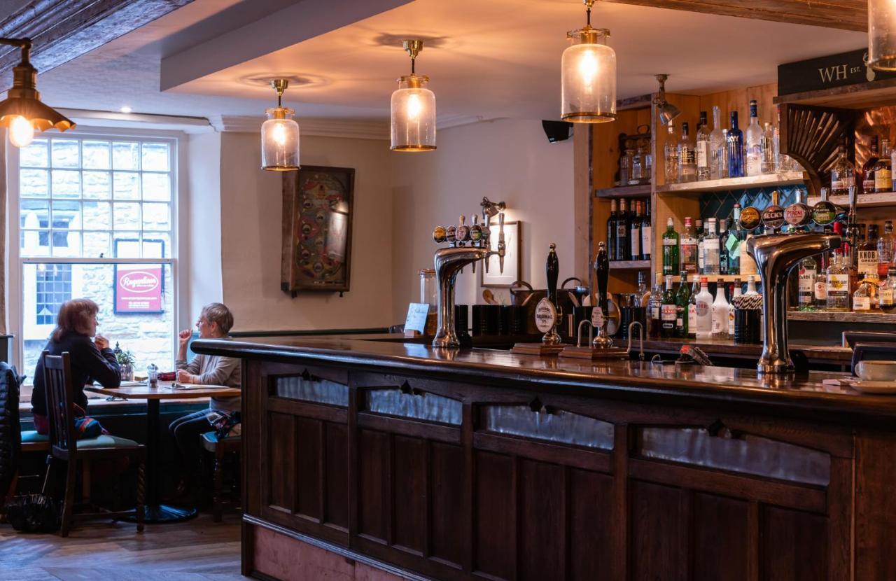 White Hart Inn Wells Bagian luar foto