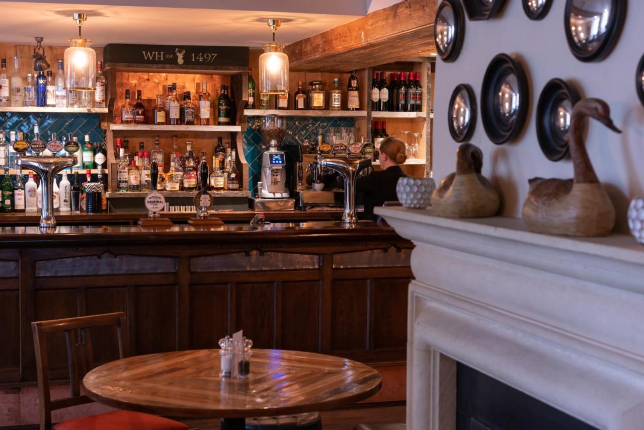 White Hart Inn Wells Bagian luar foto